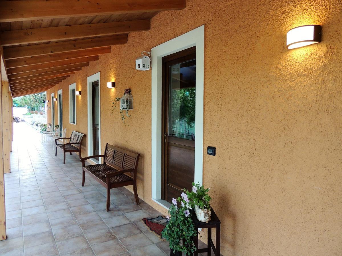 Il Refolo Bed & Breakfast Riardo Eksteriør bilde